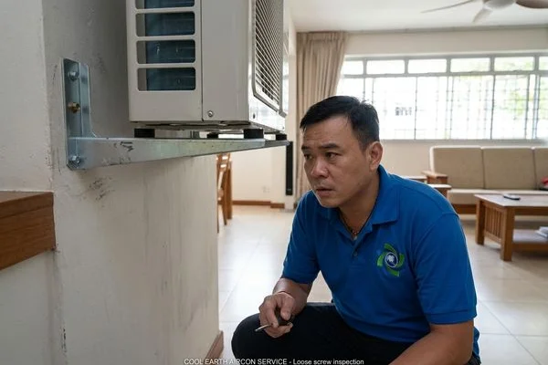 Noisy Aircon service image 2